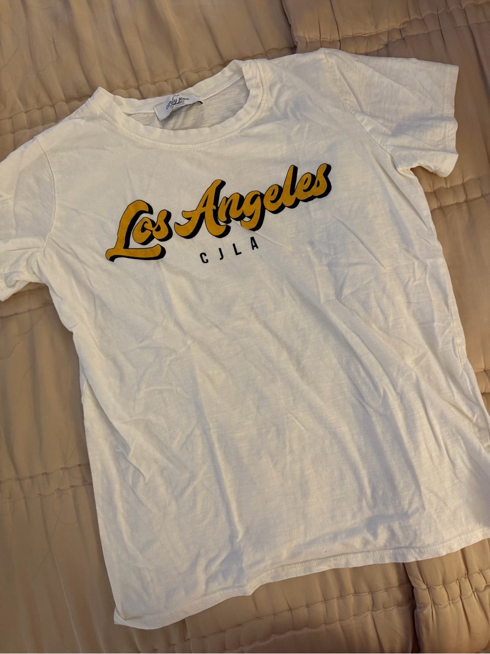 Carly Jean Los Angeles "Los Angeles" Graphic Tee